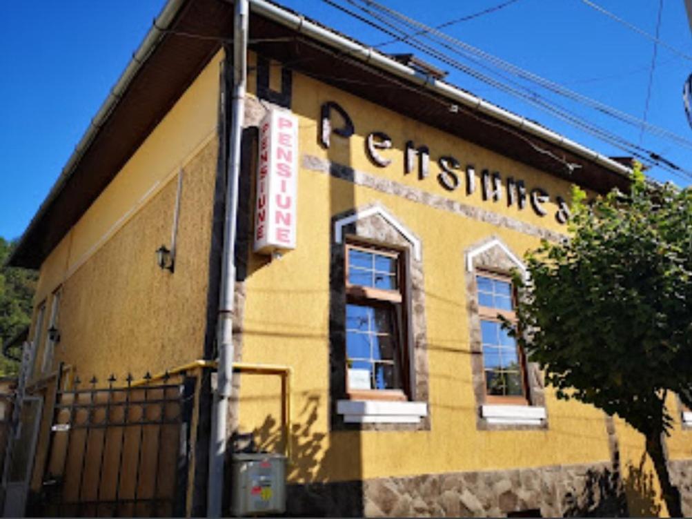Gasthaus Am Bahnhof Sighişoara Exterior foto